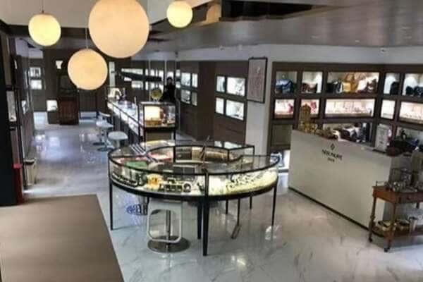 伊春乌翠区佳哥鉴酒商行